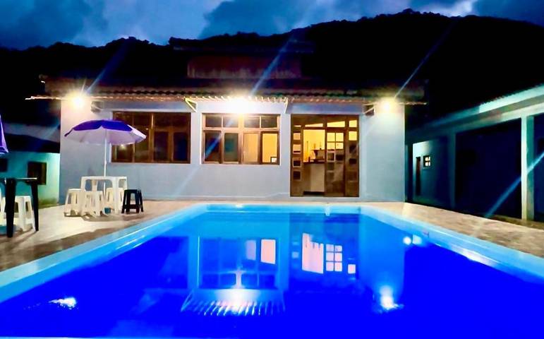 Pousadas para 4 pessoas, com piscina e vista em Iguape