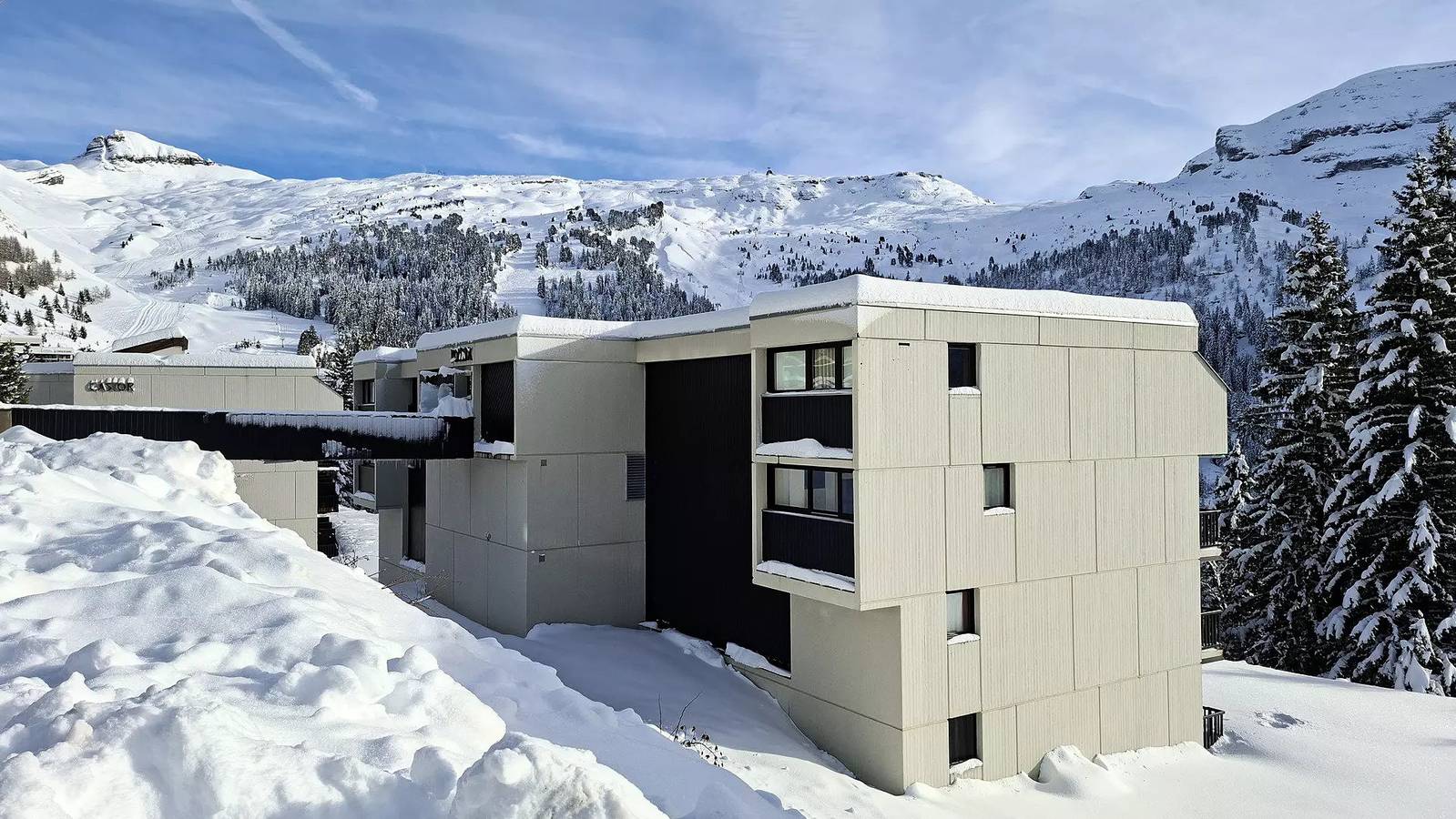 Studio entier, Studio confortable avec cabine · Proche des pistes et des commerces · Balcon in Flaine, Arâches-la-Frasse