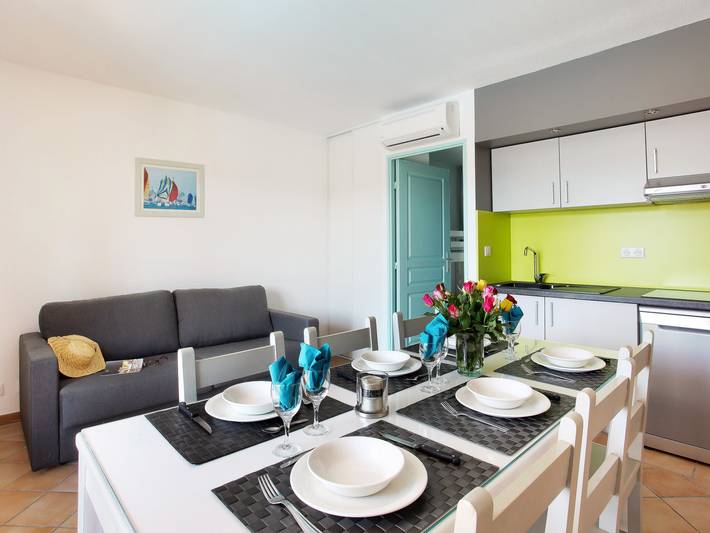 Ferienwohnung für 4 Personen, mit Balkon und Kinderpool in Grimaud - 4
