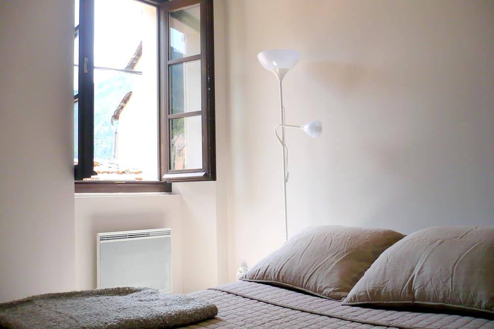 Entire apartment, Fontana de Medge, Appartement Roya in Saorge, Nice region