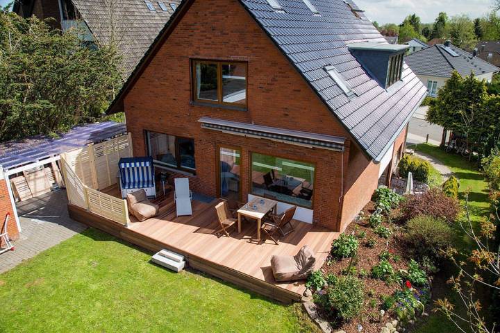 Ferienhaus für 17 Personen, mit Terrasse und Garten in Timmendorfer Strand