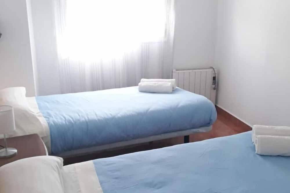 Entire apartment, Atico-plaza centro ciudad in Algodonales, White Villages