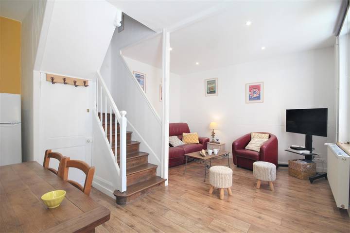 Gîte pour 6 personnes, avec vue et terrasse - 1