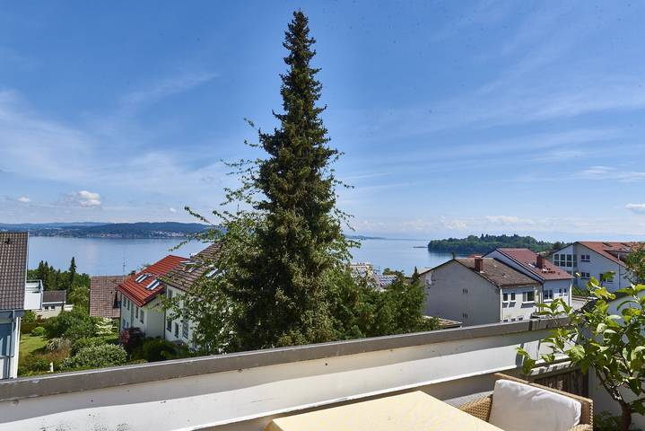 Ferienwohnung für 2 Personen, mit Balkon und Seeblick