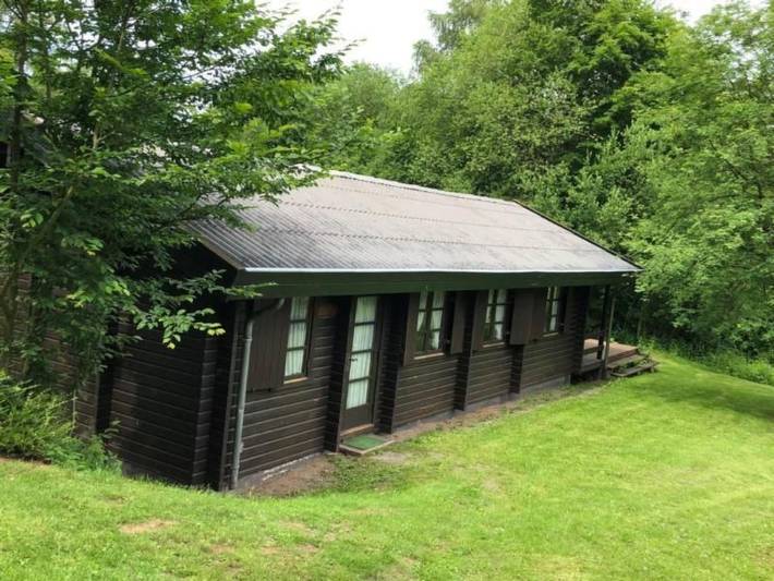 Ferienhaus für 2 Personen, mit Terrasse und Garten sowie Seeblick