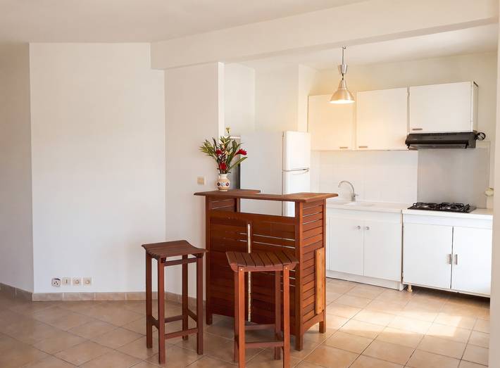 Appartement entier, Appartement lumineux aux Abymes, 56 m², terrasse et parking in Les Abymes, Guadeloupe