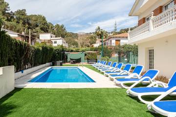 Ferienhaus für 16 Personen in Canyelles, Lloret de Mar, Bild 1