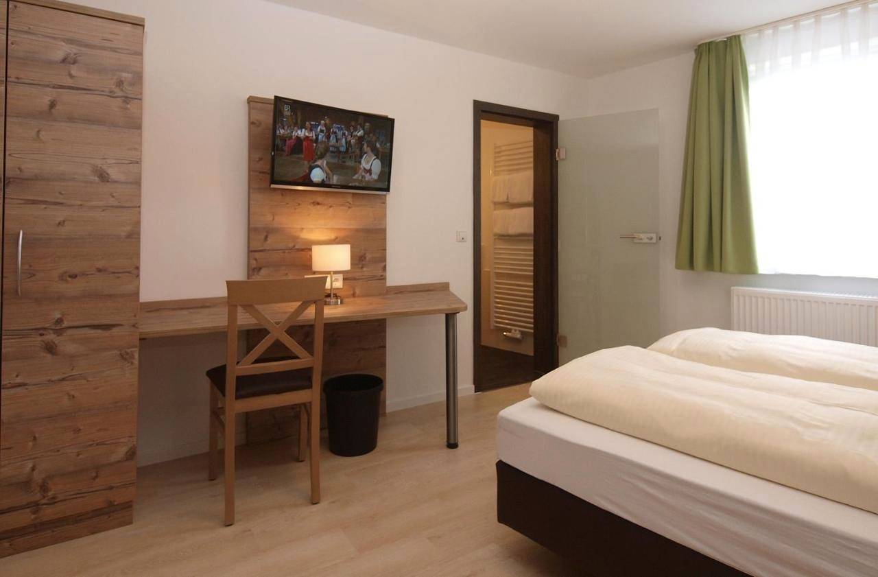 "Fränkischer Hof" Hotel in Pegnitz - Inhaber Schlabeck Thomas in Pegnitz, Frankenalb