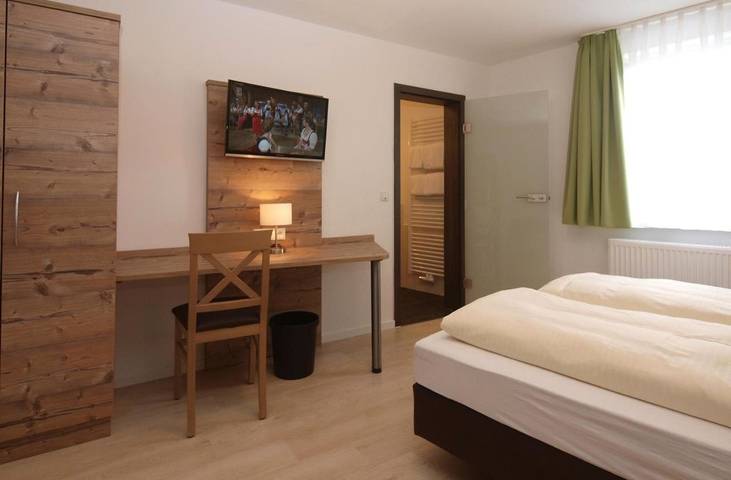 Hotel für 5 Personen, mit Terrasse