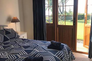 Log Cabin for 6 People in County Fermanagh, Photo 4