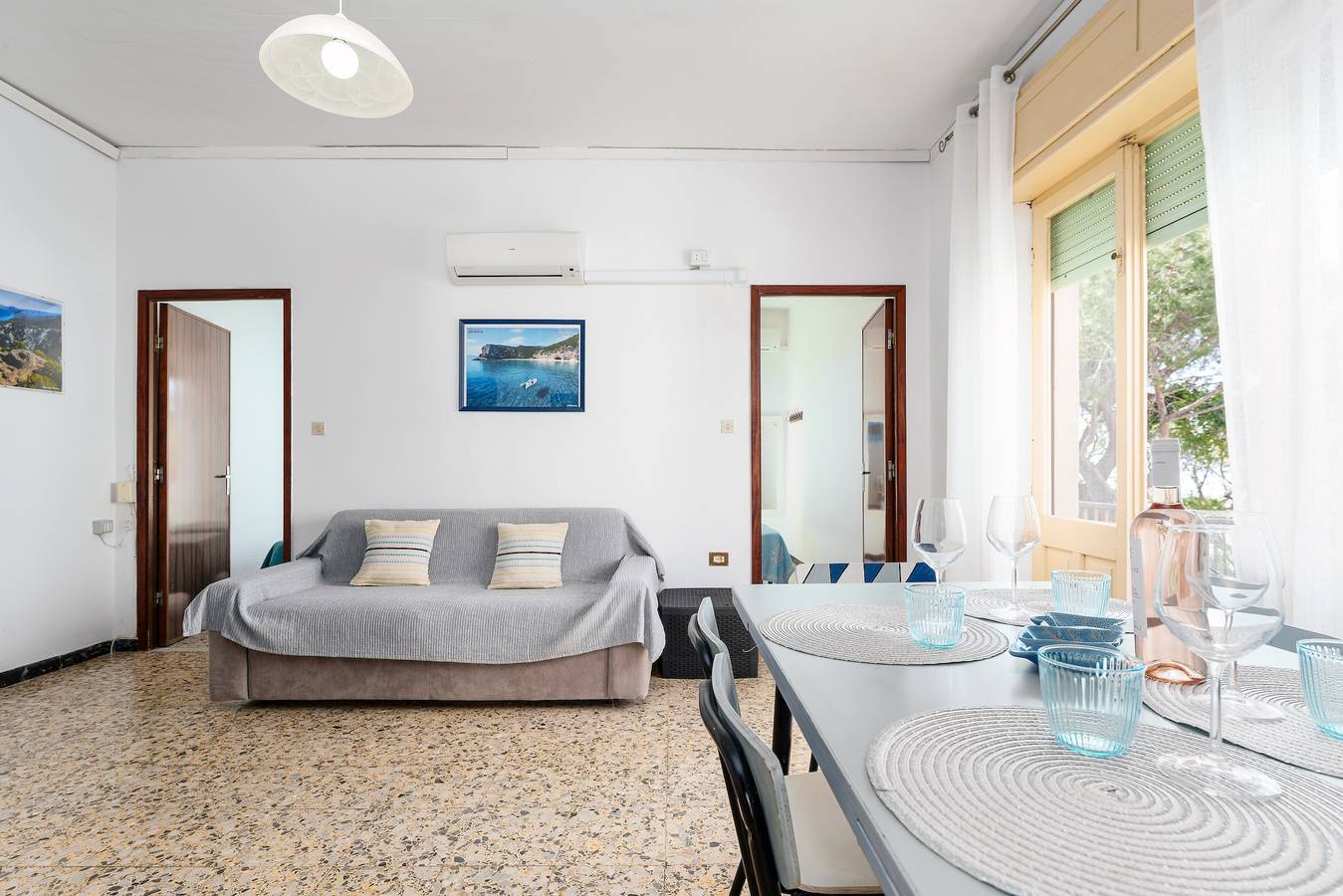 Appartamento intero, Appartamento 'Casa Nerea' con Balcone e Wi-Fi in Cala Gonone, Dorgali