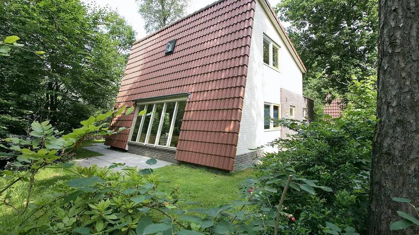 Bungalow für 8 Personen, mit Pool und Garten, mit Haustier in Hoenderloo