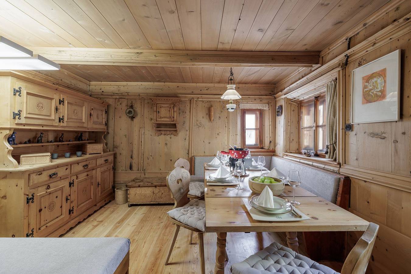 Ganze Wohnung, Chasa Macun – Stilvolles Ferienhaus für Familien mit Bergblick in Scuol in Scuol, Unterengadin