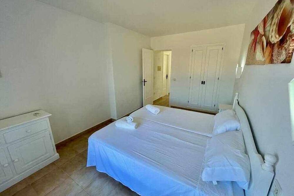 Apartamento entero, Pura Vida - Apartamento con piscina in Cala Blanes, Ciudadela