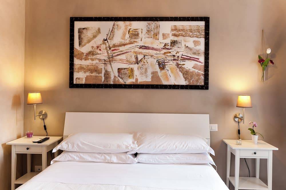 In the historic  center of Tivoli near Villa d'Este and Villa Gregoriana in Tivoli, Provincia di Roma