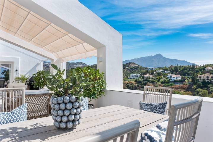 Ganze Wohnung, Penthouse Chilli in Benahavís, Costa del Sol