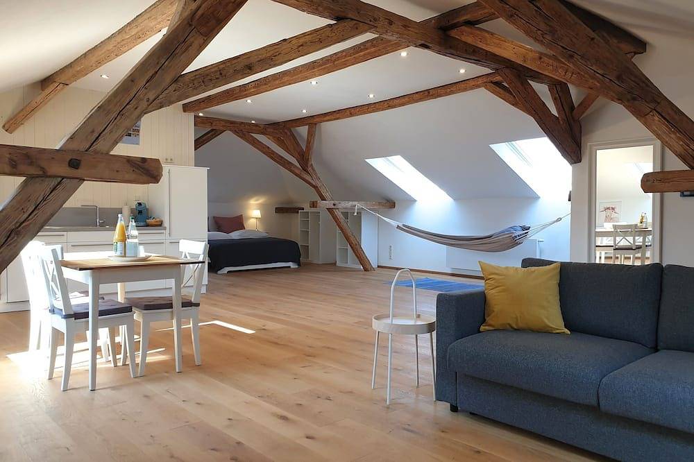 Ganze Wohnung, Bahnhof Grombach Loft - Apartment \"Oben\" nahe Bad Rappenau, Sinsheim, A6 in Bad Rappenau, Kraichgau