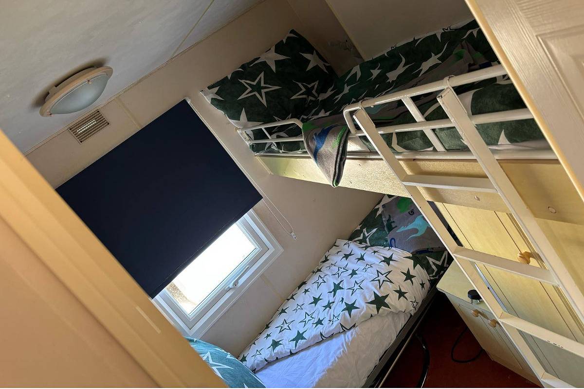 Family Caravan-Pets-Golden Palm-Pool-Arcades in Chapel St. Leonards, Lincolnshire