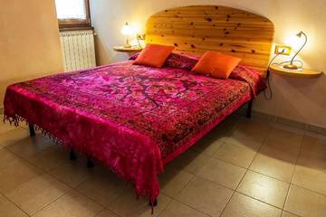 Château pour 4 Personnes dans Commune de Riva di Solto, Région des lacs du Nord, Photo 2