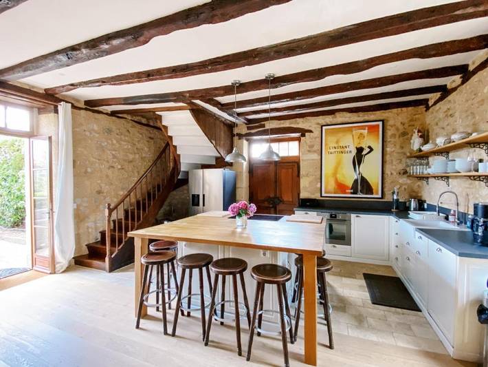 Location de vacances pour 10 personnes, avec jardin ainsi que piscine et vue à Castels - 2