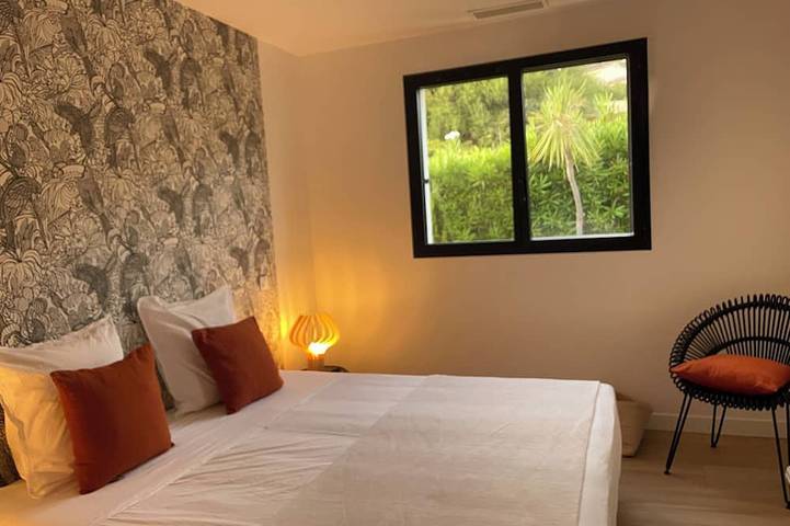Location de vacances pour 10 personnes, avec jardin et terrasse dans Plage de Lava - 2
