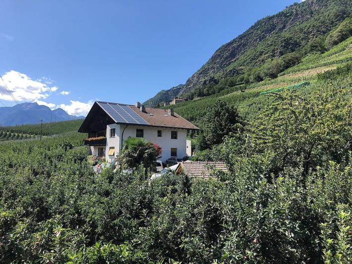 Ferienwohnung für 4 Personen, mit Ausblick und Garten in Südtirol