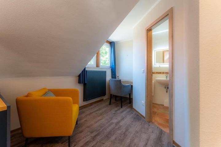 Hotel für 2 Personen, mit Terrasse in Sassenburg - 4