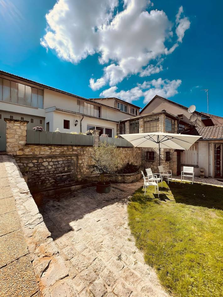 Location de vacances pour 6 personnes, avec terrasse et jardin à Reims - 2