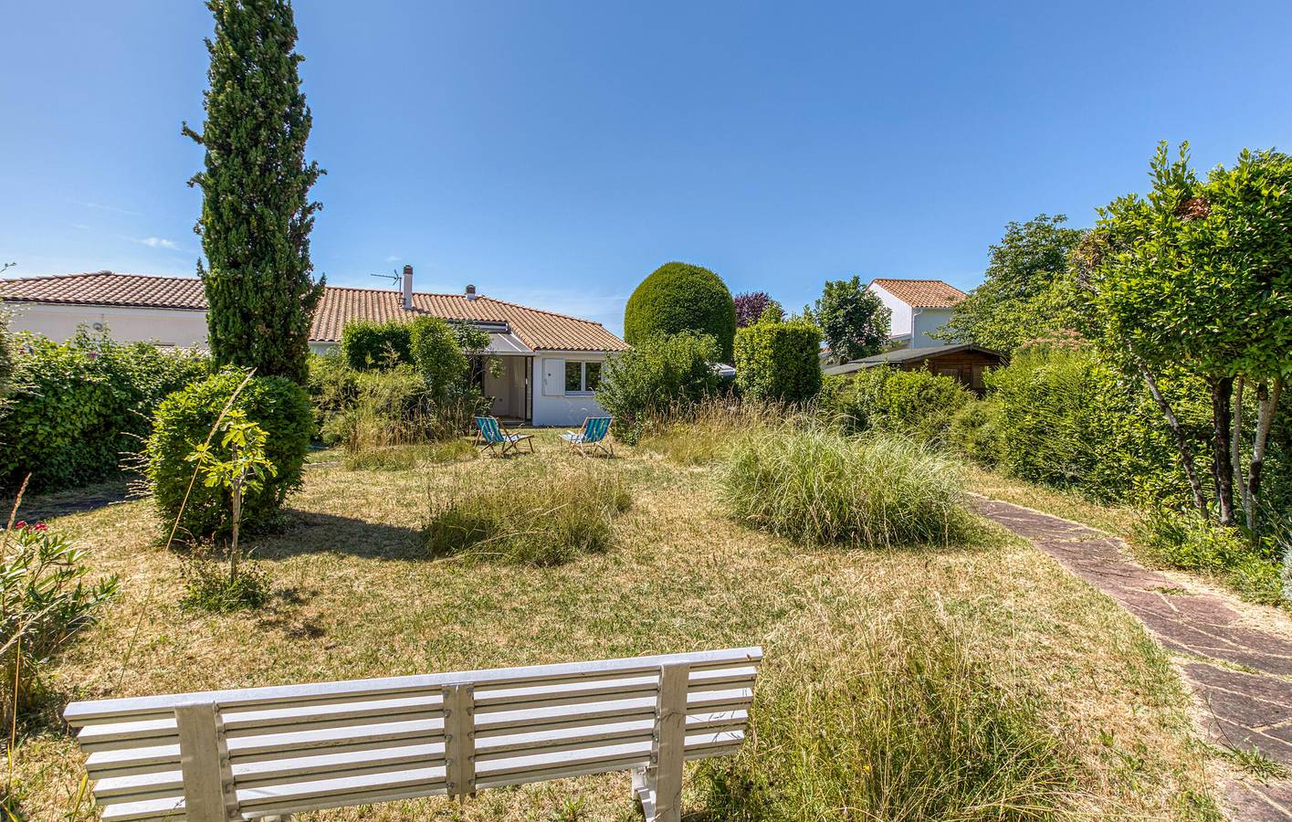 Acogedor apartamento con jardín, WiFi y aparcamiento cerca de Plage du Bureau in Vaux-sur-Mer, Côte de Beauté