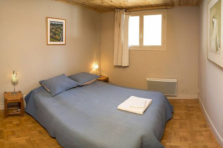 Gîte pour 6 personnes, avec terrasse et jardin à Molines-en-Queyras - 4