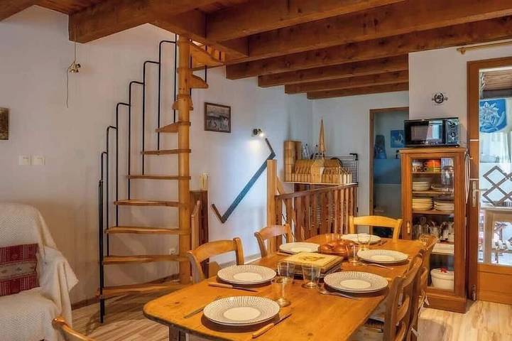 Location de vacances pour 6 personnes, avec Balcon dans Francin