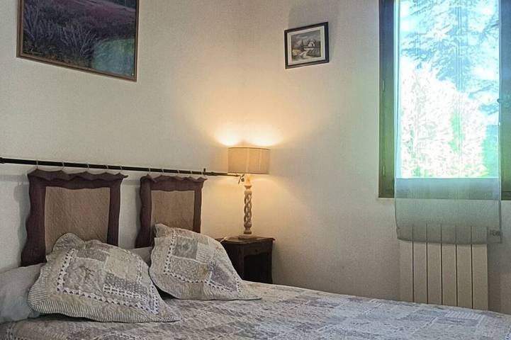 Gîte pour 4 personnes, avec jardin et terrasse, animaux acceptés à Sault - 2
