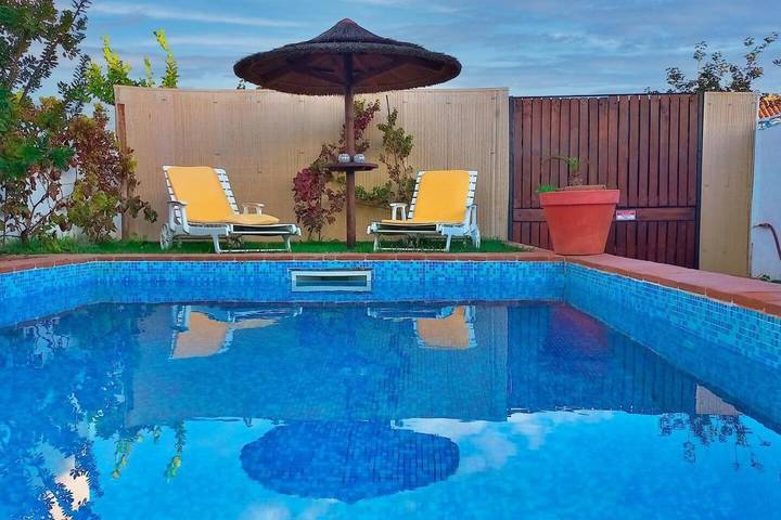 Casa de férias para 6 pessoas, com piscina e jardim, com animais de estimação em Reguengos de Monsaraz