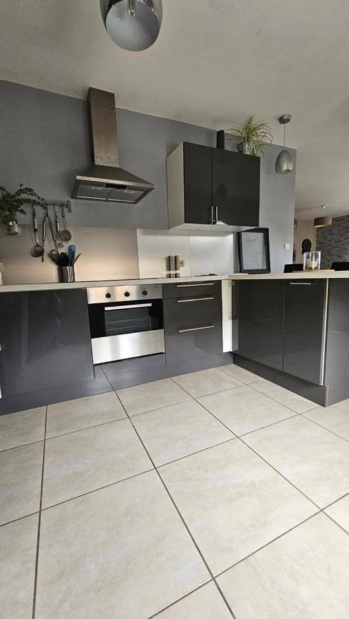 Location de vacances pour 8 personnes, avec piscine et terrasse à Laon - 4