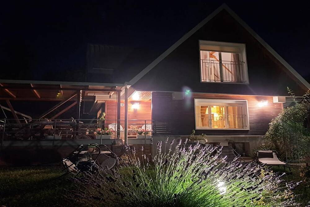 Chalet a Marliana vicino al centro in Marliana, Provincia di Pistoia