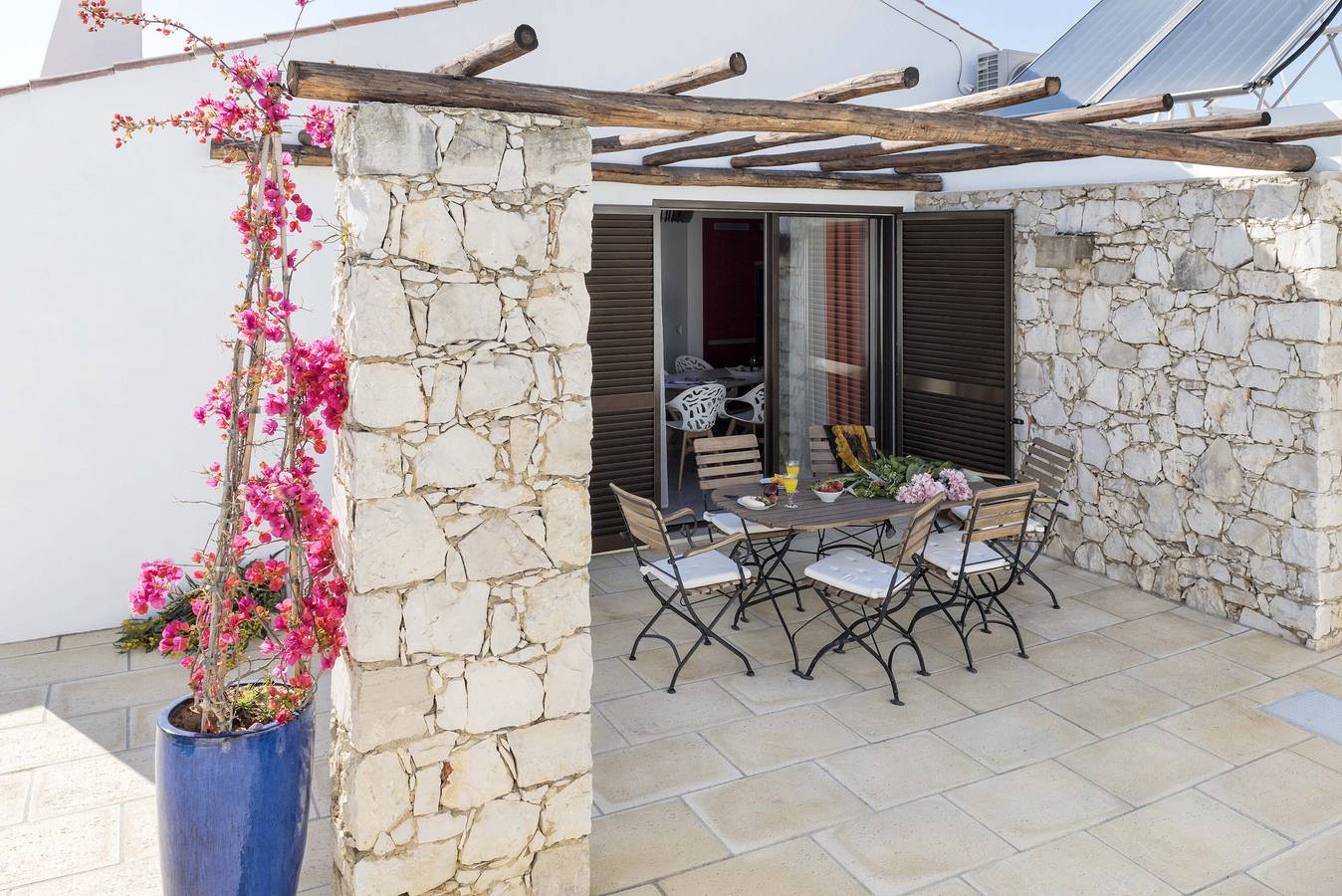 Villa 'Petala' com piscina privada, Wi-Fi e Ar Condicionado in Albufeira, Distrito de Faro