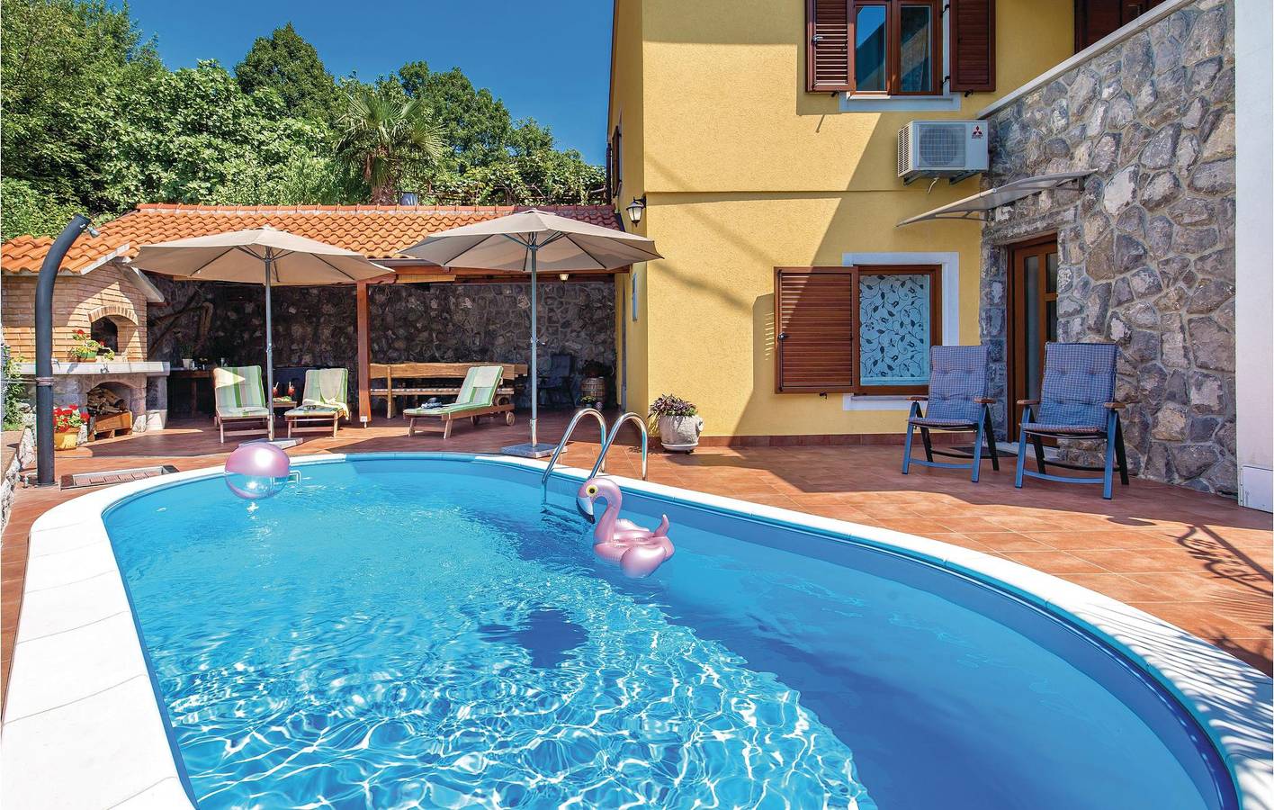 Holiday home for 6 people with terrace in Općina Matulji, Opatija Riviera