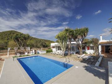 Villa in Cala Jondal, Sant Josep de sa Talaia für 8 