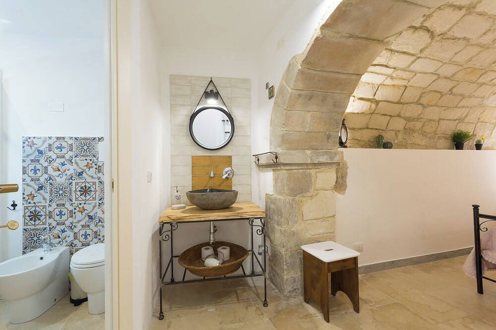 800 Haus Im Herzen Von Ragusa Ibla 30 Meter Vom Kathedrale in Ragusa, Ragusa Provinz