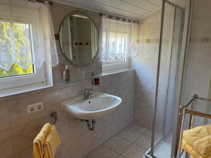 Ferienhaus für 6 Personen, mit Ausblick und Garten, mit Haustier in Fichtelberg - 4