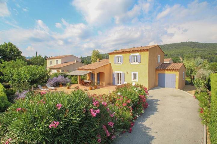 Villa für 6 Personen, mit Pool und Terrasse sowie Garten - 1