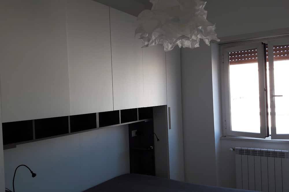 Ganze Wohnung, Apartment Center und Meer, Manzoni Bereich in Terracina, Pontinische Ebene