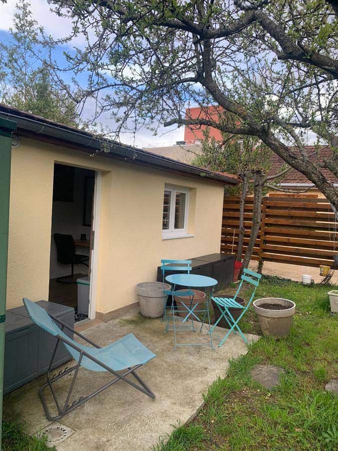 Gîte pour 2 personnes, avec terrasse à Joinville-le-Pont