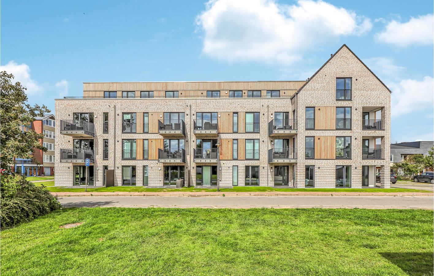 Ganze Ferienwohnung, Seaside Getaway: 71qm Wohnung, WiFi, Terrasse in Nordstrand (Gemeinde), Nordseeküste