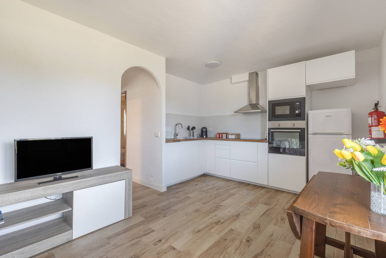 Casa de Férias 'Giuliana' com Piscina Partilhada, Wi-Fi e Ar Condicionado in Município de Alaior, Minorca