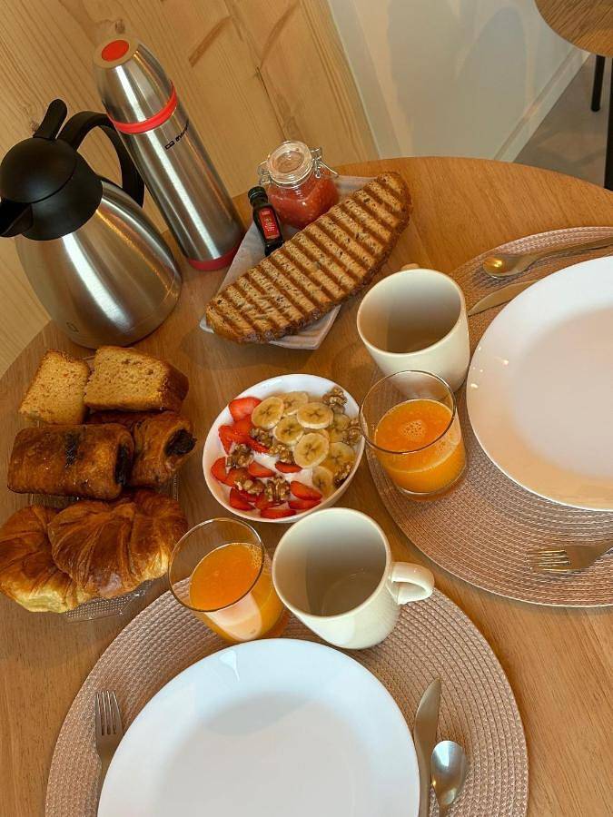 Camping für 4 Personen, mit Garten und Whirlpool in Galicien - 2