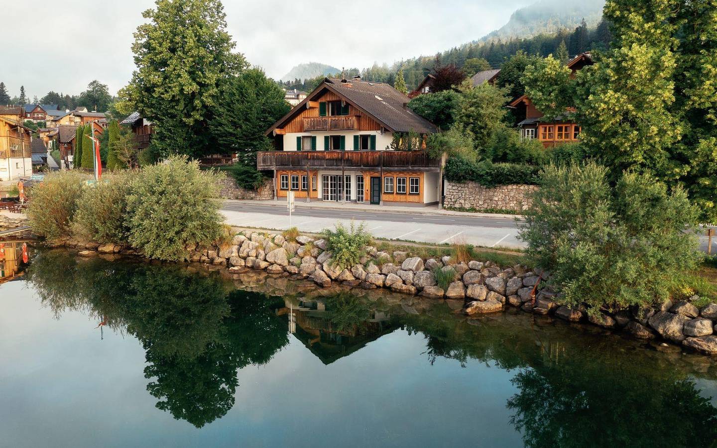 Entire holiday apartment, Apartment, separate toilet and shower/bathtub, 3 bed rooms in Grundlsee, Dead Mountains