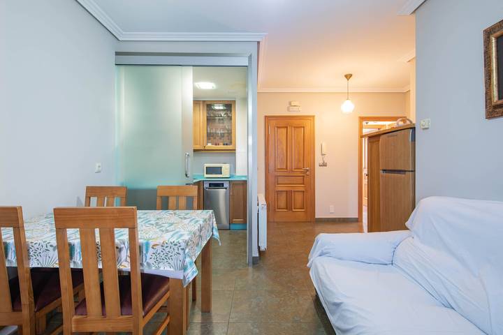 Gîte pour 3 personnes, avec jardin à Cangas - 2
