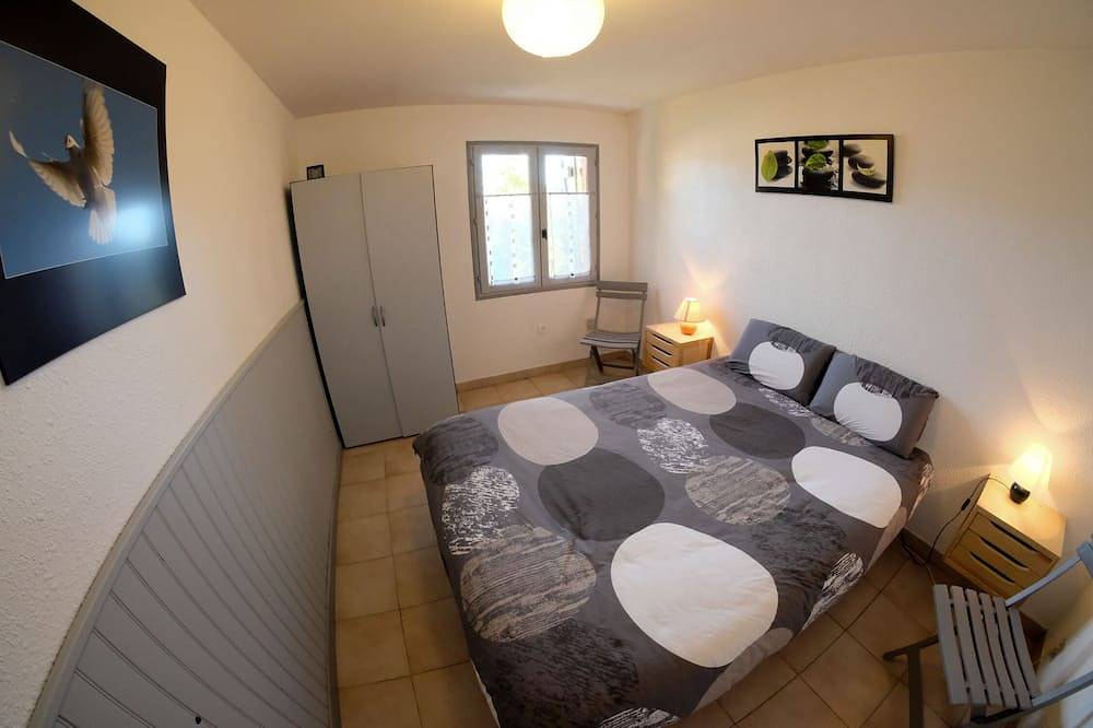 Ganze Wohnung, Comfortable apartment in a quiet neighbourhood in La Côte Vermeille, Port-Vendres