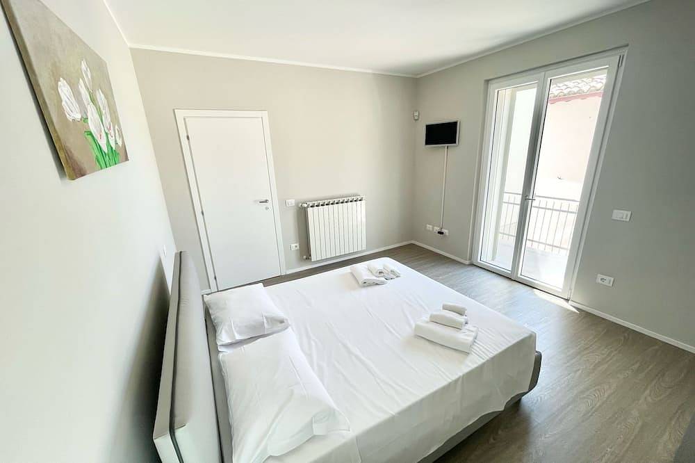 Villa Ipnotica - pool - sleeps 7 - additional children possible at no extra cost in Spoleto, Provincia de Perugia